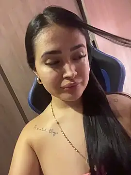 Sara fun online show from November 12, 2025, 3:40 am