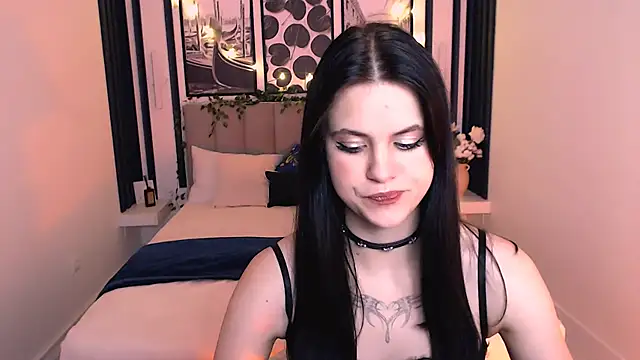 Scarlett Lee  online show from May 12, 2026, 1:41 pm