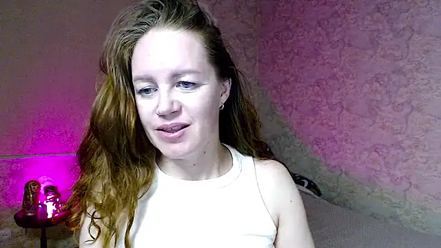 Fern Lust online show from July 8, 2026, 9:41 pm