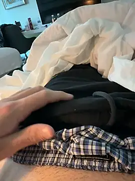 Snapshot of wittinger chatting on April 15, 2026, 12:56 pm wittinger online show from April 15, 2026, 12:56 pm