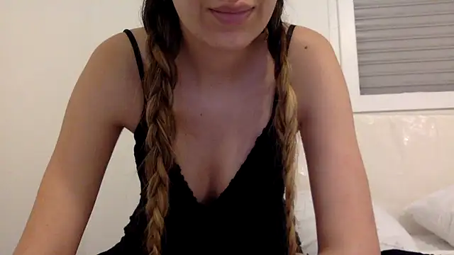 Snapshot of esmeraldahabib chatting on May 21, 2026, 6:59 pm esmeraldahabib online show from May 21, 2026, 6:59 pm