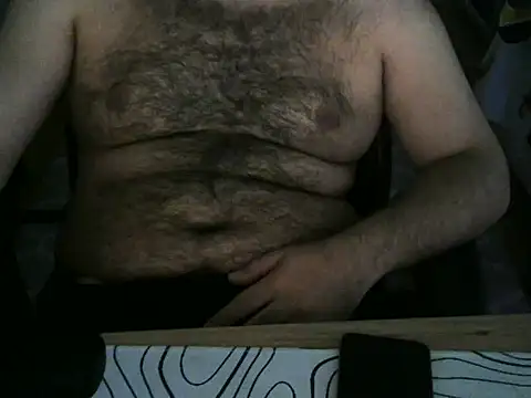 Snapshot of HeyyDouglas chatting on April 15, 2026, 3:19 pm HeyyDouglas online show from April 15, 2026, 3:19 pm