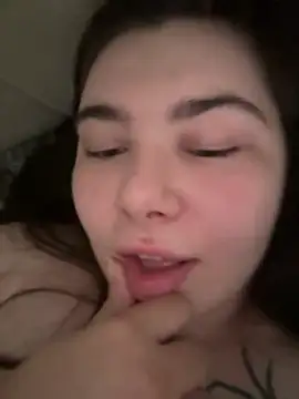 Snapshot of Carol_JuicyNips chatting on July 1, 2026, 11:23 am Carol JuicyNips online show from July 1, 2026, 11:23 am