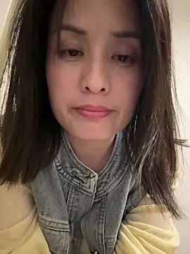 Snapshot of Faye-baby chatting on May 1, 2026, 3:49 pm Faye-baby online show from May 1, 2026, 3:49 pm