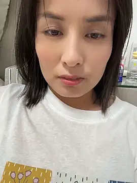 Snapshot of Faye-baby chatting on June 14, 2026, 2:41 pm Faye-baby online show from June 14, 2026, 2:41 pm
