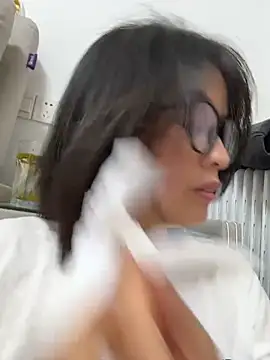 Snapshot of Faye-baby chatting on June 16, 2026, 3:58 pm Faye-baby online show from June 16, 2026, 3:58 pm