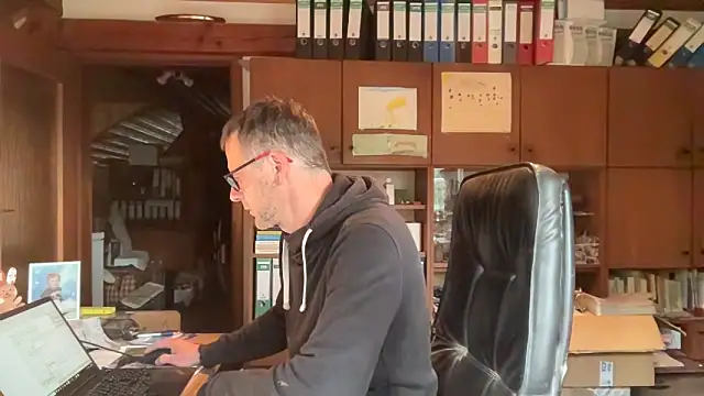 o florian o1 online show from May 11, 2026, 8:53 am