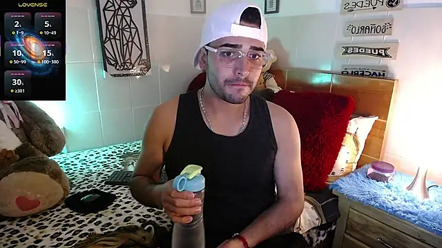 Snapshot of andders_ chatting on June 27, 2026, 12:48 am andders online show from June 27, 2026, 12:48 am