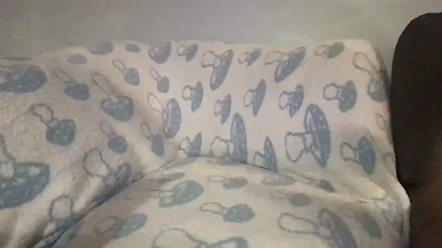 Snapshot of maldito33 chatting on April 18, 2026, 1:20 am maldito33 online show from April 18, 2026, 1:20 am