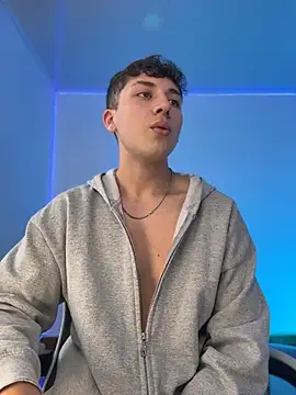 OLIVER K online show from May 16, 2026, 8:18 pm