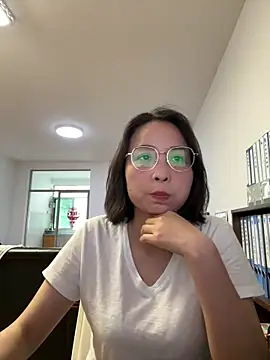 Snapshot of lisha521 chatting on June 1, 2026, 12:45 am lisha521 online show from June 1, 2026, 12:45 am