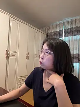 Snapshot of lisha521 chatting on June 2, 2026, 1:18 am lisha521 online show from June 2, 2026, 1:18 am