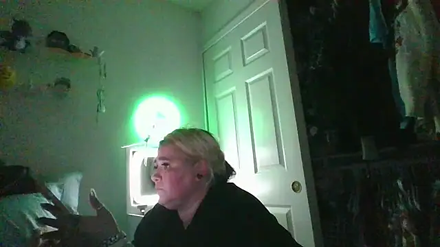 ajsin7 online show from April 18, 2026, 2:48 am