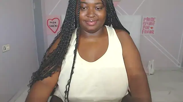 Snapshot of curvyblackwoman chatting on June 12, 2026, 8:57 am curvyblackwoman online show from June 12, 2026, 8:57 am