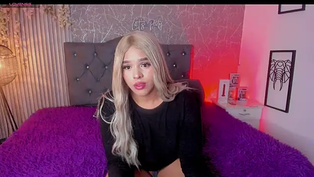Snapshot of Melody_p chatting on July 22, 2026, 3:53 am Melody p online show from July 22, 2026, 3:53 am