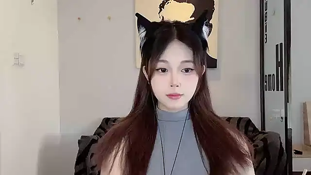 KiKi-011 online show from June 18, 2026, 6:02 am
