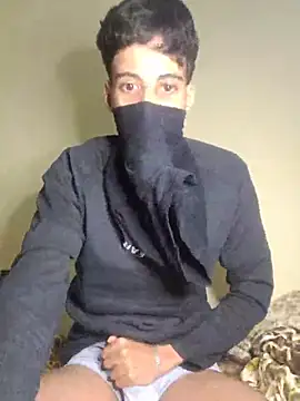 Snapshot of arabic_boy_hot chatting on April 18, 2026, 6:45 pm arabic boy hot online show from April 18, 2026, 6:45 pm
