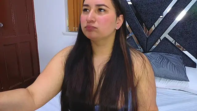 Snapshot of sofiagregorie chatting on May 19, 2026, 11:38 am sofiagregorie online show from May 19, 2026, 11:38 am