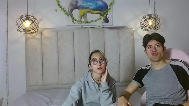 Snapshot of mrandmrsvixencs chatting on May 11, 2026, 1:50 pm mrandmrsvixencs online show from May 11, 2026, 1:50 pm