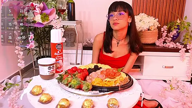 Snapshot of Cherry_Vixen_ chatting on July 18, 2026, 7:17 pm Cherry Vixen online show from July 18, 2026, 7:17 pm