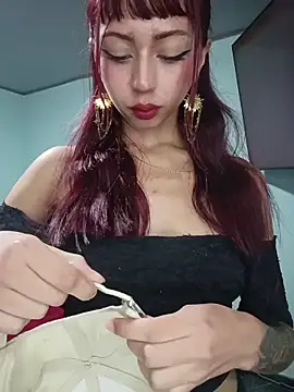 DollVortex online show from April 17, 2026, 3:26 pm