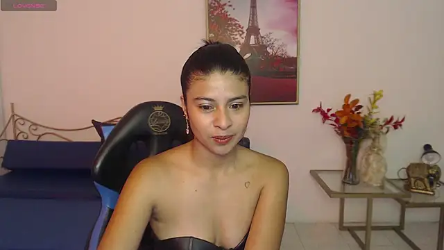 Snapshot of Lady_isabella_ chatting on May 29, 2026, 1:09 pm Lady isabella online show from May 29, 2026, 1:09 pm