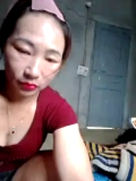Snapshot of Tieuthu2 chatting on April 27, 2026, 2:20 am Tieuthu2 online show from April 27, 2026, 2:20 am