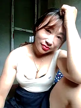 Snapshot of Tieuthu2 chatting on May 2, 2026, 3:33 am Tieuthu2 online show from May 2, 2026, 3:33 am