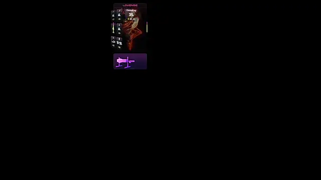 LuciaReid online show from May 20, 2026, 1:39 pm