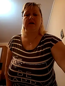 I amVeronicle online show from May 5, 2026, 6:27 pm