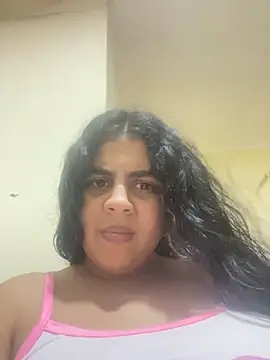 Snapshot of Carolina_caro chatting on May 10, 2026, 1:00 am Carolina caro online show from May 10, 2026, 1:00 am