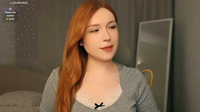 flaremoon online show from May 29, 2026, 1:31 pm