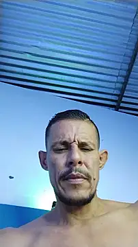 Snapshot of El_junior21 chatting on July 15, 2026, 2:11 pm El junior21 online show from July 15, 2026, 2:11 pm