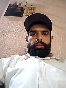 Snapshot of Barbas44420 chatting on July 7, 2026, 11:31 pm Barbas44420 online show from July 7, 2026, 11:31 pm