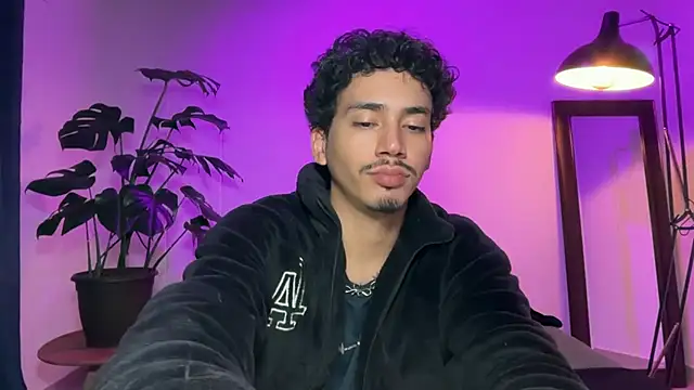 Snapshot of Noah_and_Steven chatting on July 2, 2026, 3:18 pm Noah and Steven online show from July 2, 2026, 3:18 pm