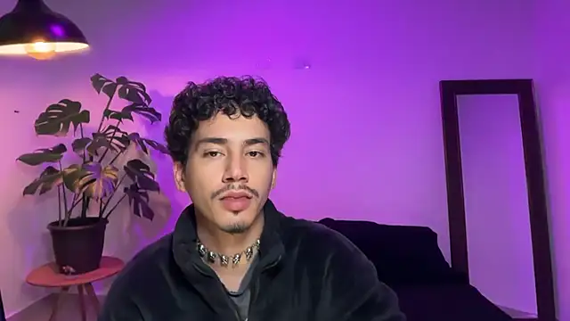 Snapshot of Noah_and_Steven chatting on July 10, 2026, 6:54 pm Noah and Steven online show from July 10, 2026, 6:54 pm
