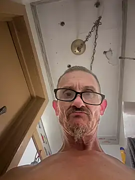Scottieloco online show from July 9, 2026, 8:35 pm