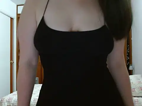 Kristal m online show from April 24, 2026, 4:15 am