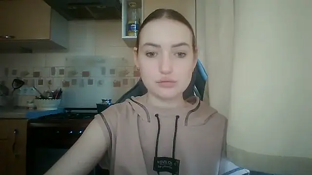 Snapshot of Lisanta chatting on June 24, 2026, 3:55 pm Lisanta online show from June 24, 2026, 3:55 pm