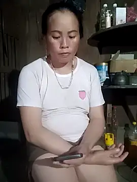 phuongtrinh1 online show from July 9, 2026, 12:31 pm
