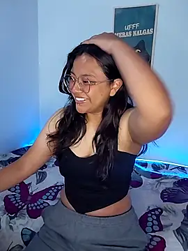 Snapshot of _Juno chatting on June 2, 2026, 3:58 pm Juno online show from June 2, 2026, 3:58 pm