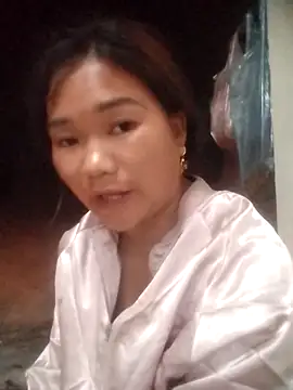 Snapshot of aga-wa chatting on May 5, 2026, 11:02 pm aga-wa online show from May 5, 2026, 11:02 pm