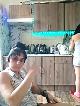  Mailena  online show from April 23, 2026, 1:02 pm