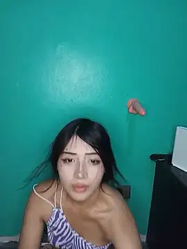 HonyHanna online show from June 12, 2026, 2:21 am
