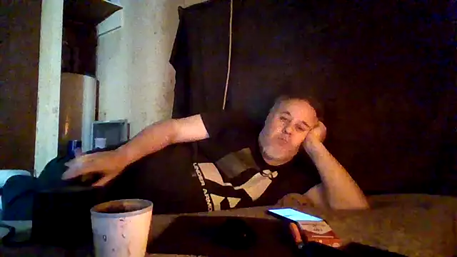 Snapshot of Nightshade1195 chatting on May 6, 2026, 5:51 pm Nightshade1195 online show from May 6, 2026, 5:51 pm