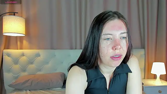 Snapshot of Sandra_Ross chatting on June 27, 2026, 12:48 am Sandra Ross online show from June 27, 2026, 12:48 am
