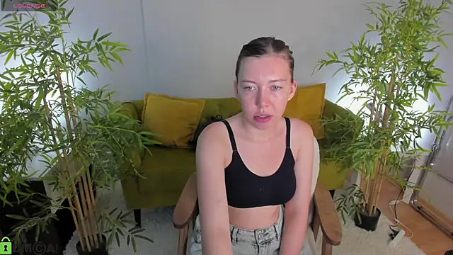 Snapshot of Sandra_Ross chatting on July 4, 2026, 12:39 am Sandra Ross online show from July 4, 2026, 12:39 am