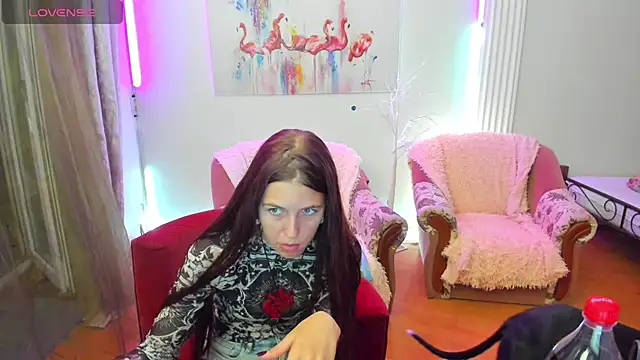 Snapshot of MaryRapunzel chatting on July 14, 2026, 7:19 pm MaryRapunzel online show from July 14, 2026, 7:19 pm