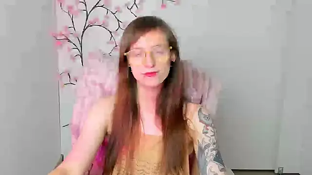 Snapshot of Luna_Tantra chatting on July 12, 2026, 3:36 pm Luna Tantra online show from July 12, 2026, 3:36 pm
