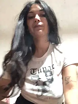 Snapshot of amira1348 chatting on June 6, 2026, 8:30 am amira1348 online show from June 6, 2026, 8:30 am